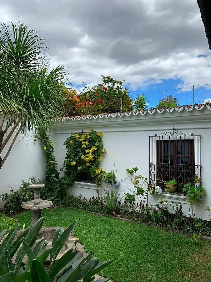 Hotel Casa Chula / Centrica Con Jardin, Terraza Y Parqueo Antigua