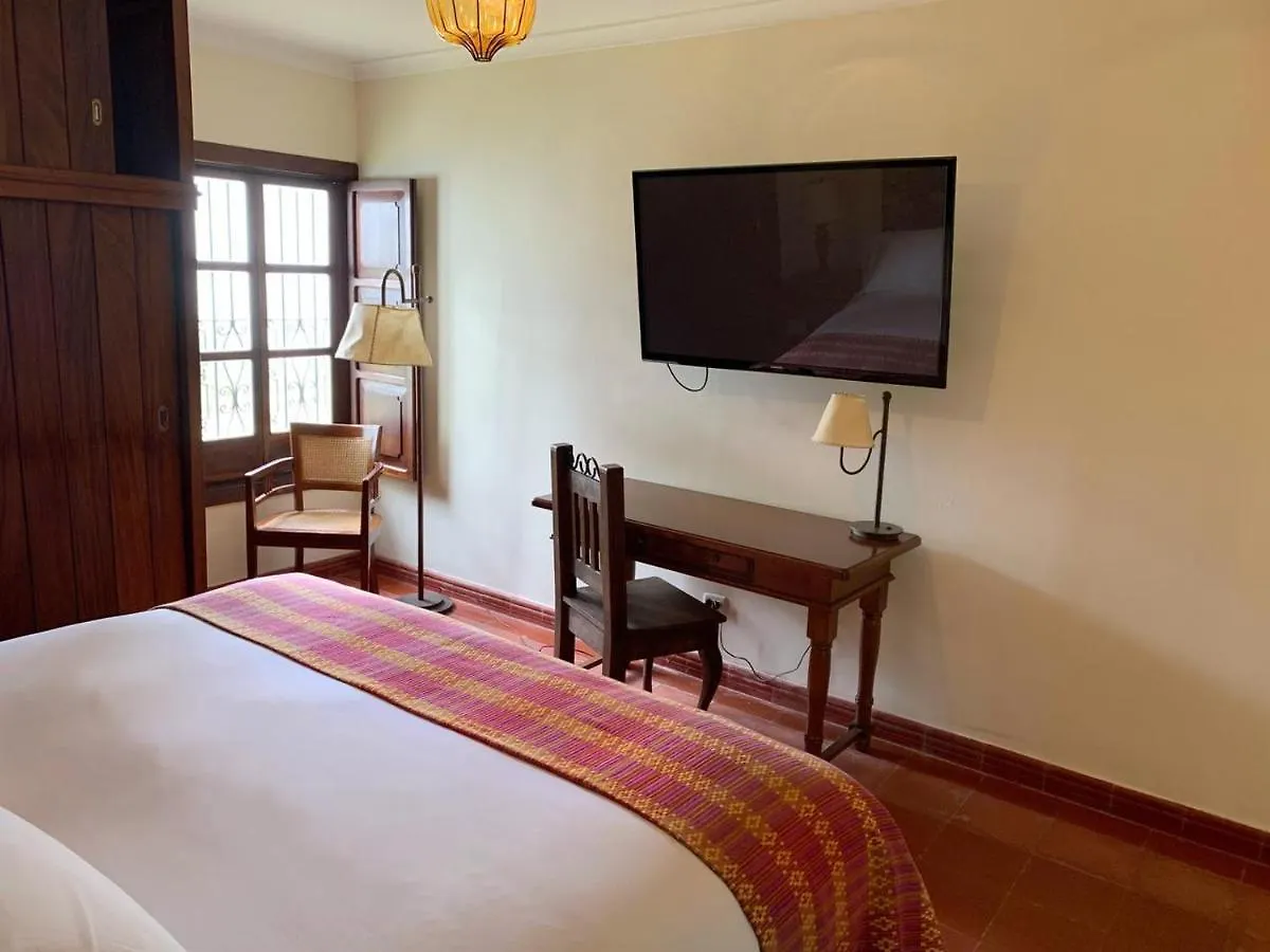 Hotel Casa Chula / Céntrica con jardín, terraza y parqueo Antigua