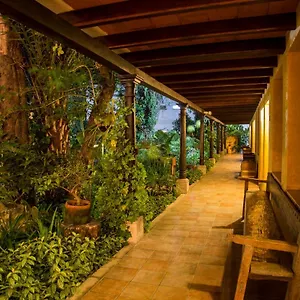 4* Hotel Farolas